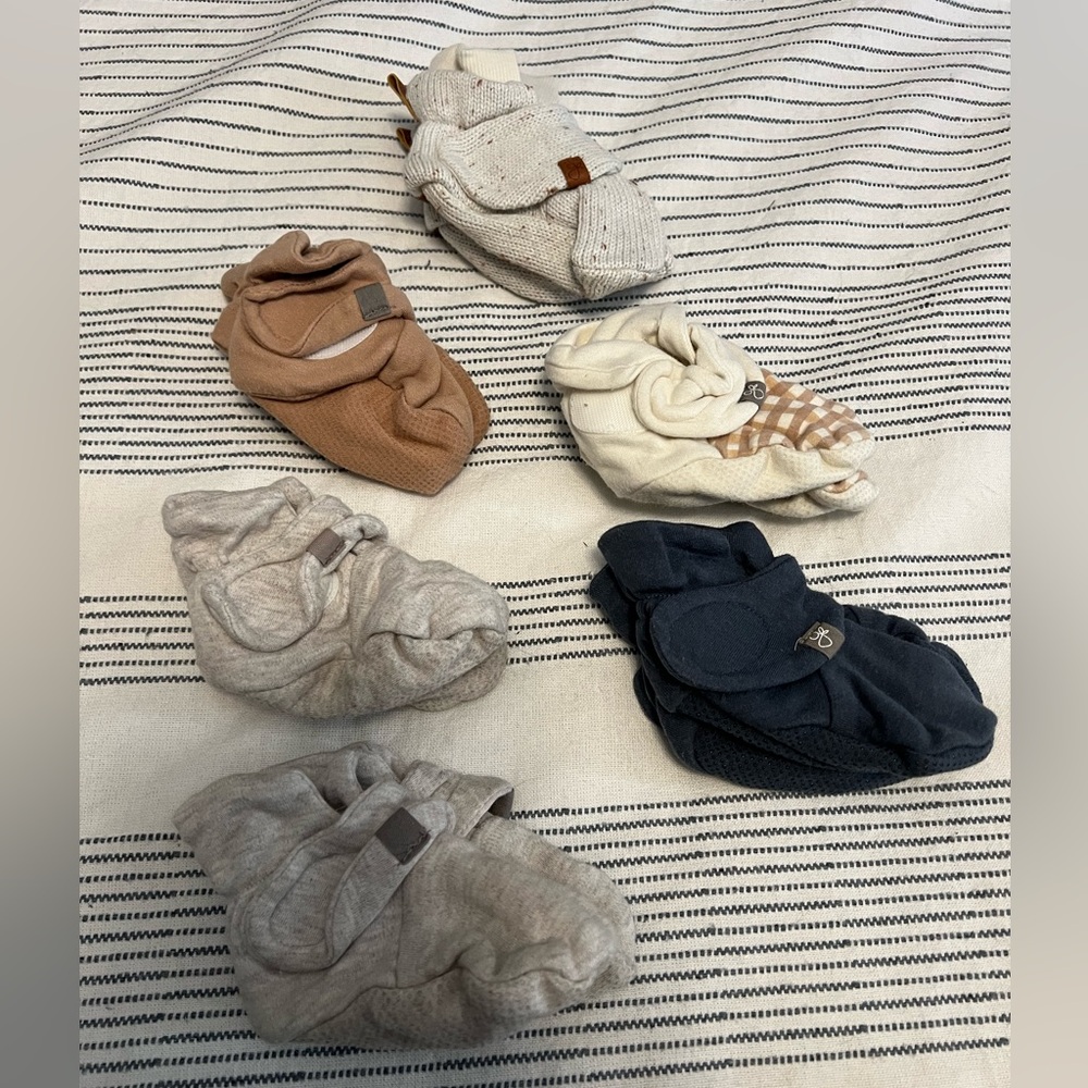 Goumi Stay On Boots, Six (6) Pair Bundle, 6-12 Mo Size